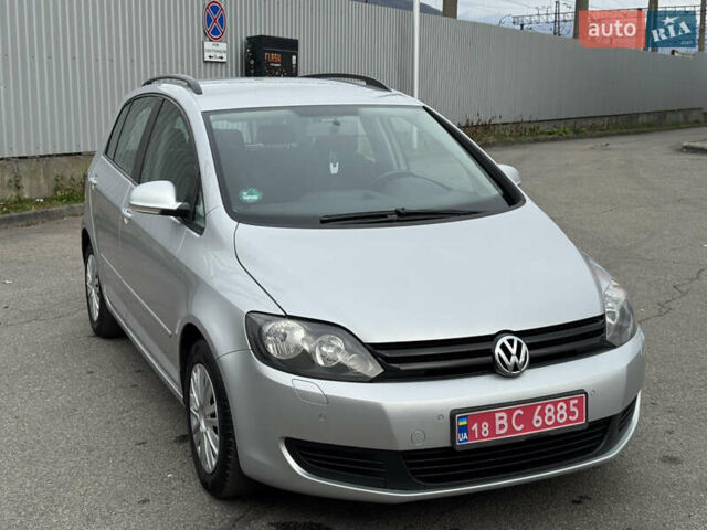 Серый Фольксваген Гольф Плюс, объемом двигателя 1.4 л и пробегом 175 тыс. км за 6799 $, фото 7 на Automoto.ua