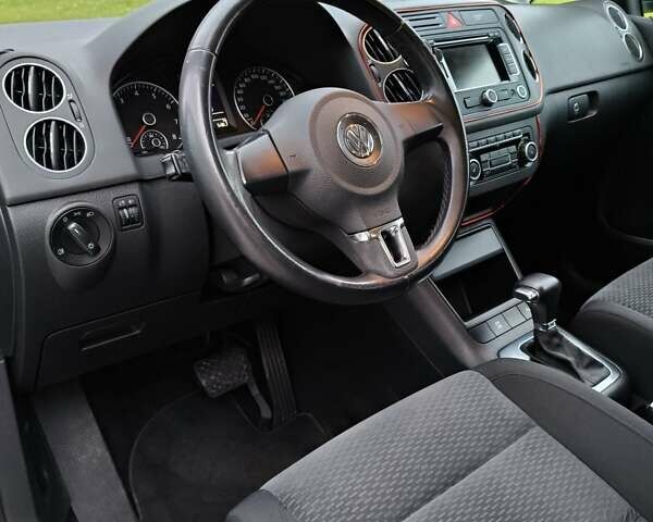 Серый Фольксваген Гольф Плюс, объемом двигателя 1.4 л и пробегом 173 тыс. км за 8700 $, фото 32 на Automoto.ua