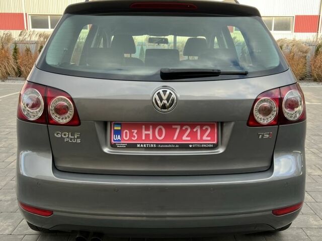Серый Фольксваген Гольф Плюс, объемом двигателя 1.4 л и пробегом 247 тыс. км за 6350 $, фото 7 на Automoto.ua