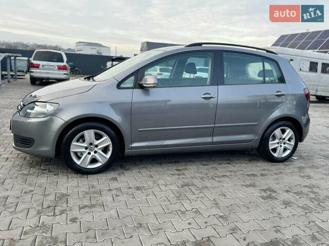 Серый Фольксваген Гольф Плюс, объемом двигателя 1.4 л и пробегом 163 тыс. км за 8300 $, фото 10 на Automoto.ua