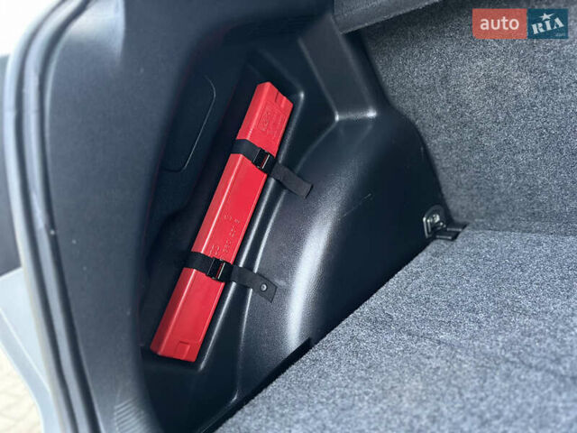 Серый Фольксваген Гольф Плюс, объемом двигателя 1.4 л и пробегом 184 тыс. км за 7200 $, фото 78 на Automoto.ua