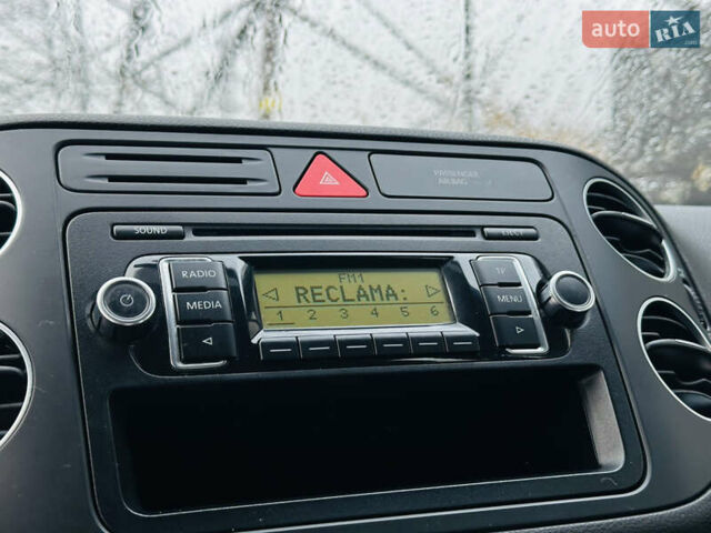 Серый Фольксваген Гольф Плюс, объемом двигателя 1.4 л и пробегом 162 тыс. км за 8200 $, фото 27 на Automoto.ua