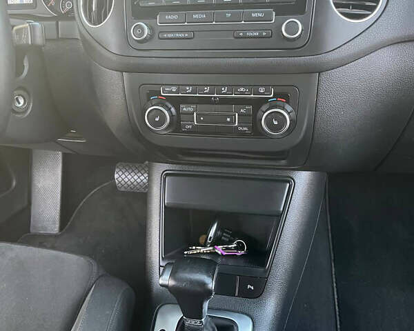 Серый Фольксваген Гольф Плюс, объемом двигателя 1.4 л и пробегом 161 тыс. км за 8500 $, фото 13 на Automoto.ua