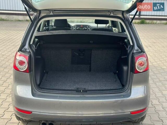 Серый Фольксваген Гольф Плюс, объемом двигателя 1.4 л и пробегом 112 тыс. км за 8000 $, фото 21 на Automoto.ua