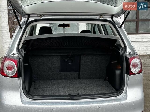 Серый Фольксваген Гольф Плюс, объемом двигателя 1.6 л и пробегом 189 тыс. км за 9499 $, фото 47 на Automoto.ua