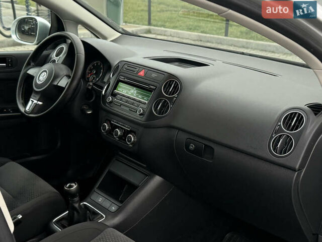 Серый Фольксваген Гольф Плюс, объемом двигателя 1.4 л и пробегом 168 тыс. км за 6450 $, фото 50 на Automoto.ua