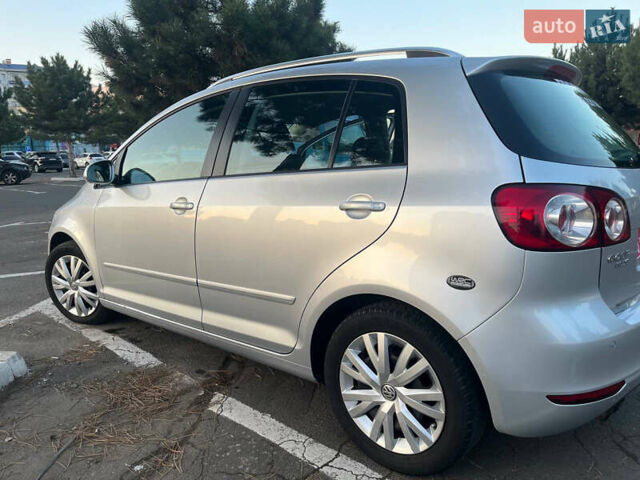 Серый Фольксваген Гольф Плюс, объемом двигателя 1.4 л и пробегом 161 тыс. км за 8500 $, фото 18 на Automoto.ua