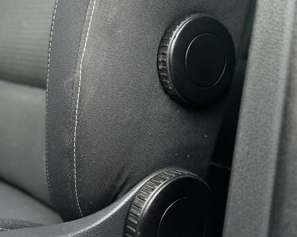 Серый Фольксваген Гольф Плюс, объемом двигателя 1.4 л и пробегом 184 тыс. км за 7200 $, фото 55 на Automoto.ua