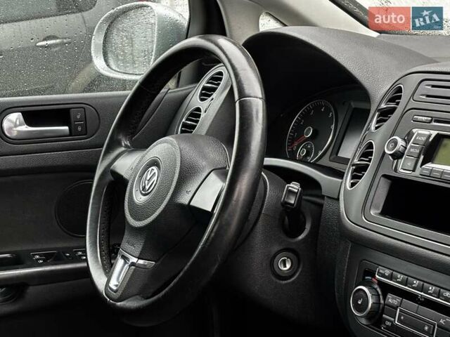 Серый Фольксваген Гольф Плюс, объемом двигателя 1.6 л и пробегом 189 тыс. км за 9499 $, фото 82 на Automoto.ua