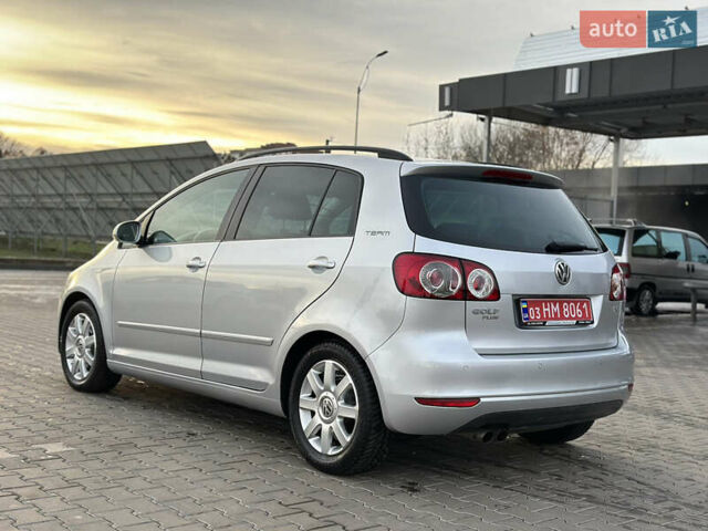 Серый Фольксваген Гольф Плюс, объемом двигателя 1.4 л и пробегом 184 тыс. км за 7200 $, фото 5 на Automoto.ua
