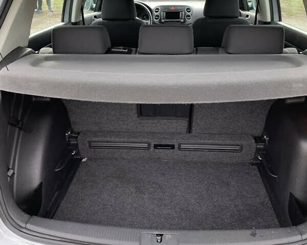 Серый Фольксваген Гольф Плюс, объемом двигателя 1.4 л и пробегом 156 тыс. км за 8200 $, фото 15 на Automoto.ua