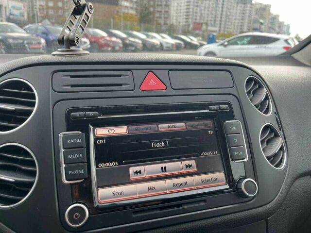 Серый Фольксваген Гольф Плюс, объемом двигателя 1.4 л и пробегом 220 тыс. км за 7790 $, фото 20 на Automoto.ua