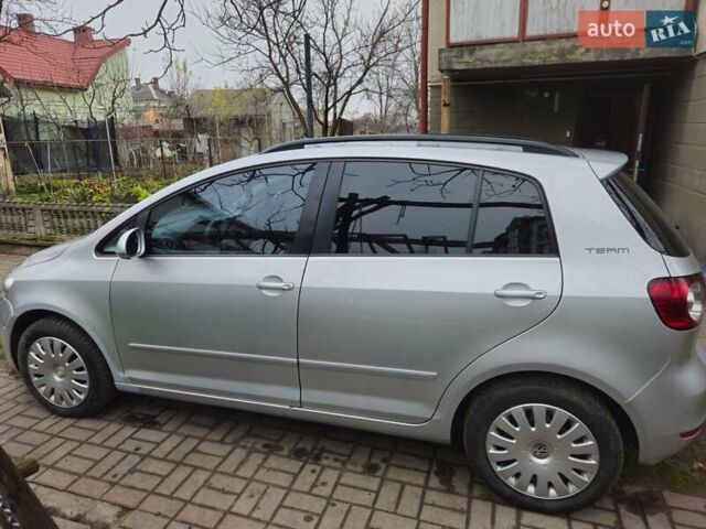 Серый Фольксваген Гольф Плюс, объемом двигателя 1.6 л и пробегом 240 тыс. км за 6200 $, фото 9 на Automoto.ua