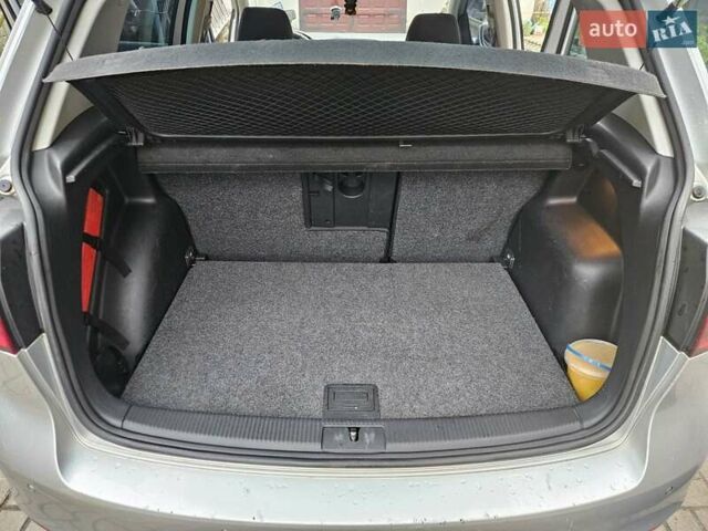 Серый Фольксваген Гольф Плюс, объемом двигателя 1.6 л и пробегом 240 тыс. км за 6200 $, фото 12 на Automoto.ua