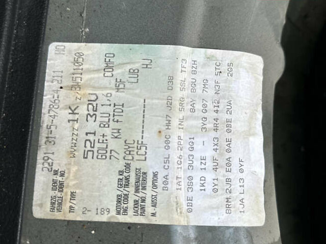 Серый Фольксваген Гольф Плюс, объемом двигателя 1.6 л и пробегом 245 тыс. км за 8199 $, фото 31 на Automoto.ua