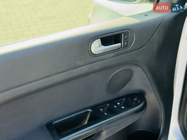 Сірий Фольксваген Golf Plus, об'ємом двигуна 1.6 л та пробігом 140 тис. км за 6500 $, фото 6 на Automoto.ua