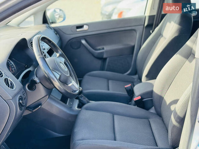 Сірий Фольксваген Golf Plus, об'ємом двигуна 1.6 л та пробігом 140 тис. км за 6500 $, фото 5 на Automoto.ua
