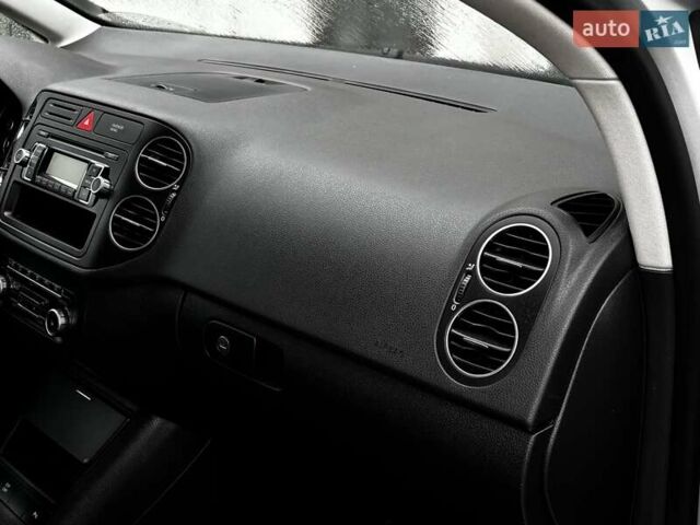 Серый Фольксваген Гольф Плюс, объемом двигателя 1.6 л и пробегом 189 тыс. км за 9499 $, фото 78 на Automoto.ua