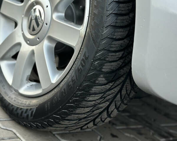 Серый Фольксваген Гольф Плюс, объемом двигателя 1.4 л и пробегом 184 тыс. км за 7200 $, фото 37 на Automoto.ua