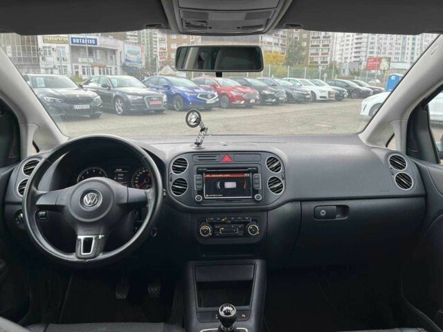 Серый Фольксваген Гольф Плюс, объемом двигателя 1.4 л и пробегом 220 тыс. км за 7790 $, фото 12 на Automoto.ua