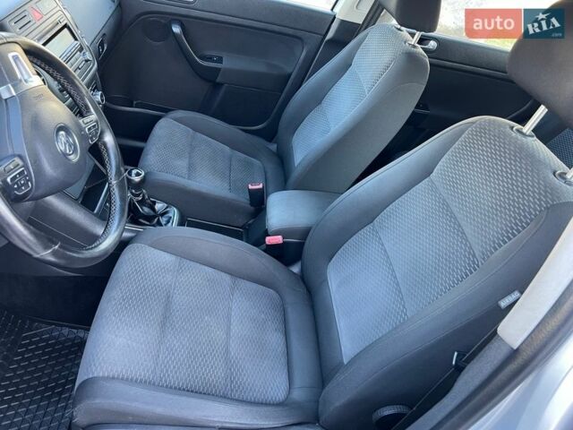 Серый Фольксваген Гольф Плюс, объемом двигателя 1.6 л и пробегом 276 тыс. км за 6600 $, фото 14 на Automoto.ua