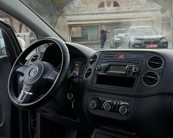 Серый Фольксваген Гольф Плюс, объемом двигателя 1.6 л и пробегом 214 тыс. км за 8350 $, фото 30 на Automoto.ua