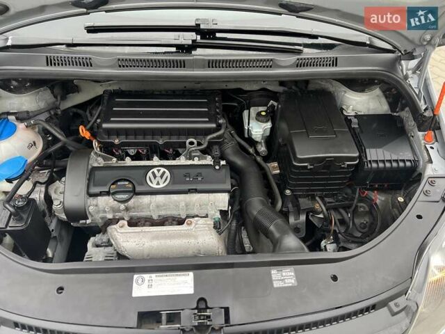 Сірий Фольксваген Golf Plus, об'ємом двигуна 1.4 л та пробігом 160 тис. км за 8200 $, фото 32 на Automoto.ua