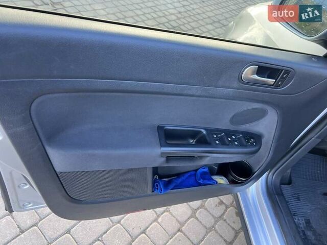 Серый Фольксваген Гольф Плюс, объемом двигателя 1.4 л и пробегом 260 тыс. км за 7450 $, фото 33 на Automoto.ua