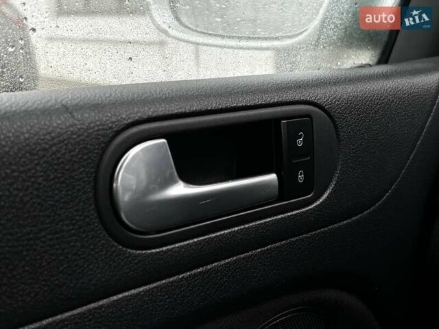 Серый Фольксваген Гольф Плюс, объемом двигателя 1.6 л и пробегом 189 тыс. км за 9499 $, фото 110 на Automoto.ua