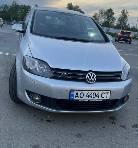 Серый Фольксваген Гольф Плюс, объемом двигателя 1.6 л и пробегом 280 тыс. км за 7400 $, фото 23 на Automoto.ua