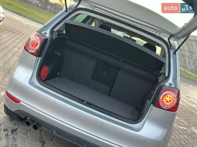 Серый Фольксваген Гольф Плюс, объемом двигателя 1.4 л и пробегом 184 тыс. км за 7200 $, фото 77 на Automoto.ua