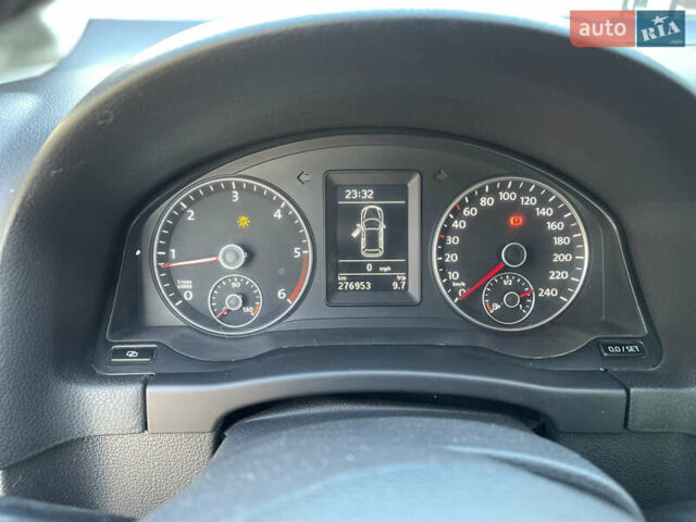 Серый Фольксваген Гольф Плюс, объемом двигателя 1.6 л и пробегом 280 тыс. км за 7400 $, фото 12 на Automoto.ua