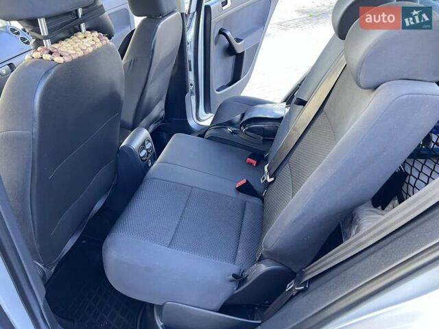 Серый Фольксваген Гольф Плюс, объемом двигателя 1.39 л и пробегом 260 тыс. км за 7850 $, фото 30 на Automoto.ua