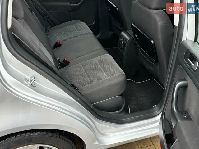 Серый Фольксваген Гольф Плюс, объемом двигателя 1.6 л и пробегом 189 тыс. км за 9499 $, фото 87 на Automoto.ua