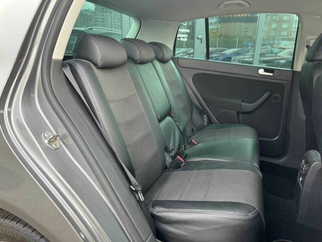 Серый Фольксваген Гольф Плюс, объемом двигателя 1.4 л и пробегом 220 тыс. км за 7790 $, фото 10 на Automoto.ua