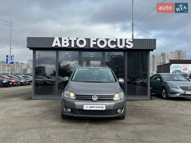 Серый Фольксваген Гольф Плюс, объемом двигателя 1.39 л и пробегом 220 тыс. км за 7790 $, фото 2 на Automoto.ua