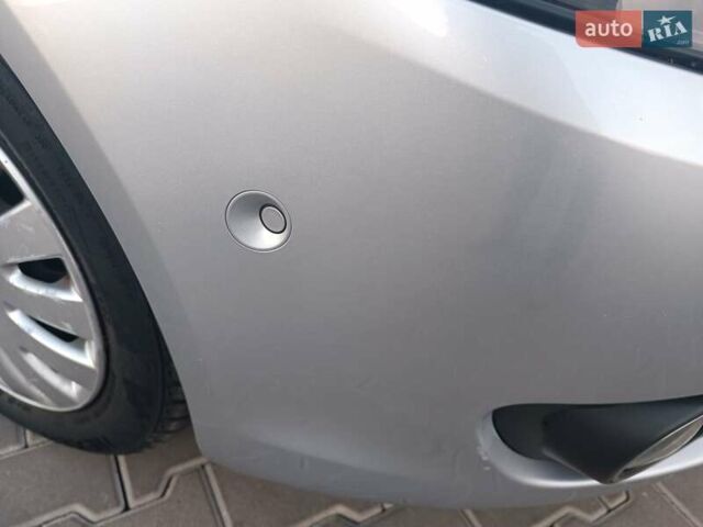 Серый Фольксваген Гольф Плюс, объемом двигателя 1.6 л и пробегом 180 тыс. км за 8200 $, фото 10 на Automoto.ua
