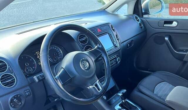 Серый Фольксваген Гольф Плюс, объемом двигателя 1.4 л и пробегом 260 тыс. км за 7450 $, фото 24 на Automoto.ua