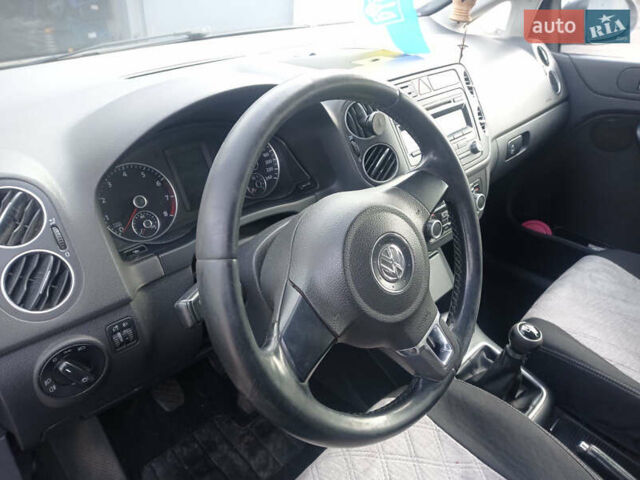 Сірий Фольксваген Golf Plus, об'ємом двигуна 1.6 л та пробігом 235 тис. км за 5500 $, фото 4 на Automoto.ua