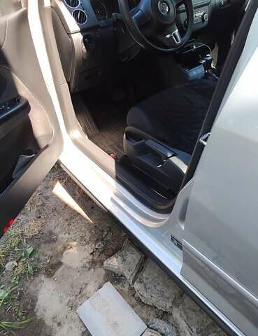 Серый Фольксваген Гольф Плюс, объемом двигателя 1.6 л и пробегом 145 тыс. км за 8000 $, фото 13 на Automoto.ua