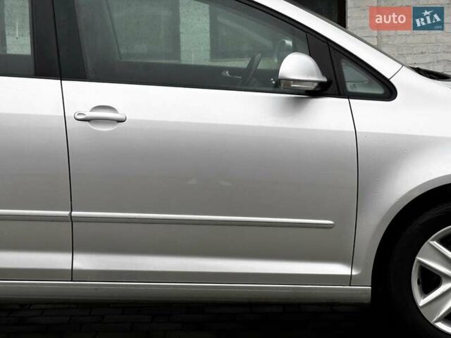 Серый Фольксваген Гольф Плюс, объемом двигателя 1.6 л и пробегом 189 тыс. км за 9499 $, фото 24 на Automoto.ua