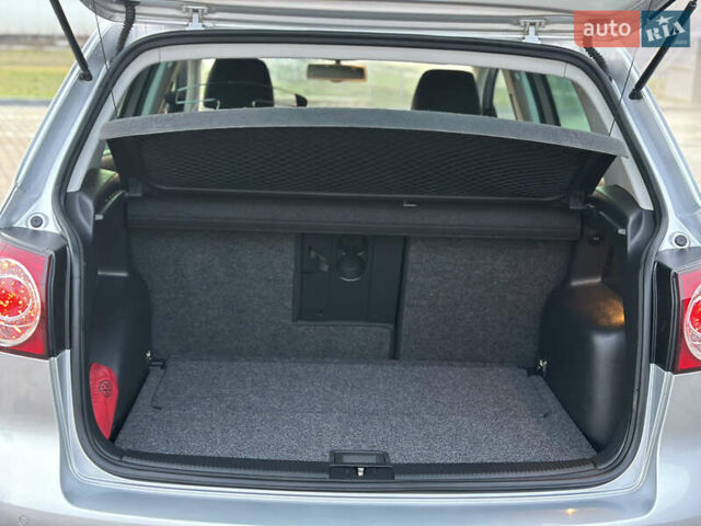 Серый Фольксваген Гольф Плюс, объемом двигателя 1.4 л и пробегом 184 тыс. км за 7200 $, фото 76 на Automoto.ua