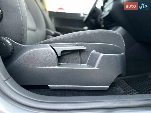 Серый Фольксваген Гольф Плюс, объемом двигателя 1.4 л и пробегом 184 тыс. км за 7200 $, фото 91 на Automoto.ua