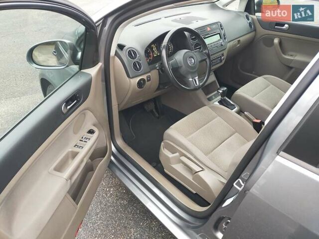 Сірий Фольксваген Golf Plus, об'ємом двигуна 1.4 л та пробігом 109 тис. км за 10300 $, фото 14 на Automoto.ua