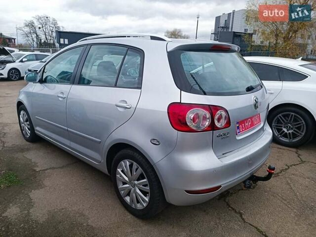 Серый Фольксваген Гольф Плюс, объемом двигателя 1.4 л и пробегом 161 тыс. км за 8300 $, фото 2 на Automoto.ua