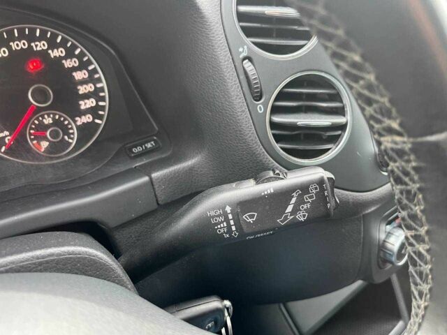 Серый Фольксваген Гольф Плюс, объемом двигателя 1.4 л и пробегом 220 тыс. км за 7790 $, фото 18 на Automoto.ua