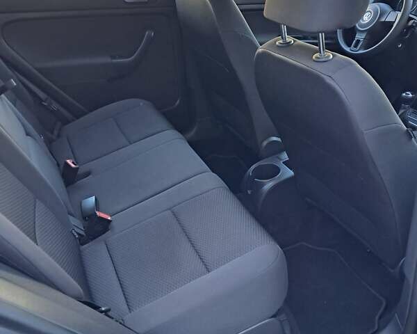 Серый Фольксваген Гольф Плюс, объемом двигателя 1.39 л и пробегом 186 тыс. км за 7100 $, фото 4 на Automoto.ua