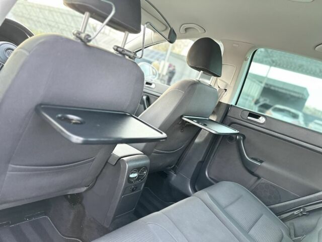 Серый Фольксваген Гольф Плюс, объемом двигателя 1.4 л и пробегом 184 тыс. км за 7200 $, фото 16 на Automoto.ua