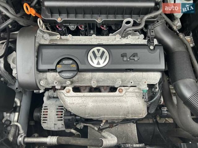 Сірий Фольксваген Golf Plus, об'ємом двигуна 1.4 л та пробігом 160 тис. км за 8200 $, фото 33 на Automoto.ua