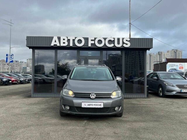 Серый Фольксваген Гольф Плюс, объемом двигателя 1.4 л и пробегом 220 тыс. км за 7790 $, фото 2 на Automoto.ua